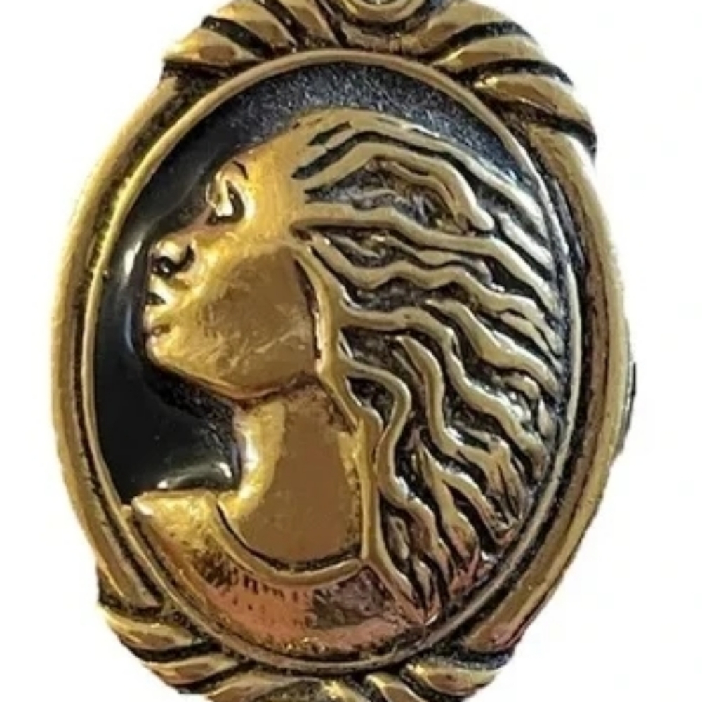 Coreen Simpson ring - Picture 4 of 7